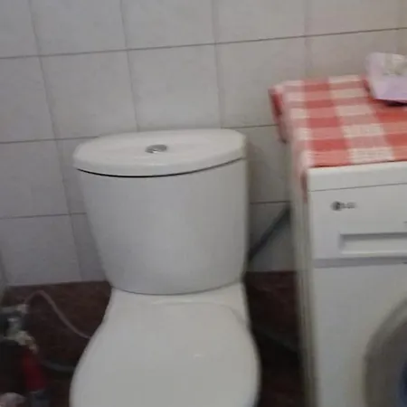招待所 La Maria & Nick ,private & Bathroom 卡桑德里亚